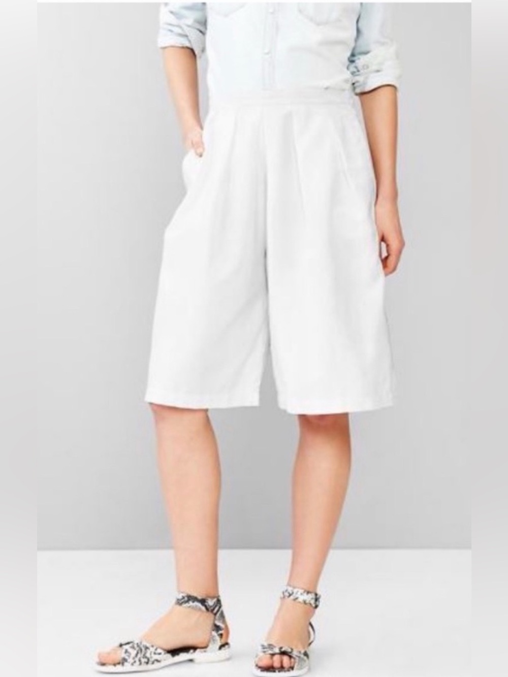GAP Pleated Culottes Size 8-Tall
